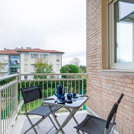 Ferienwohnung Seaside Flat With Swimming Pool And Private Parking Calambrone Exterior foto