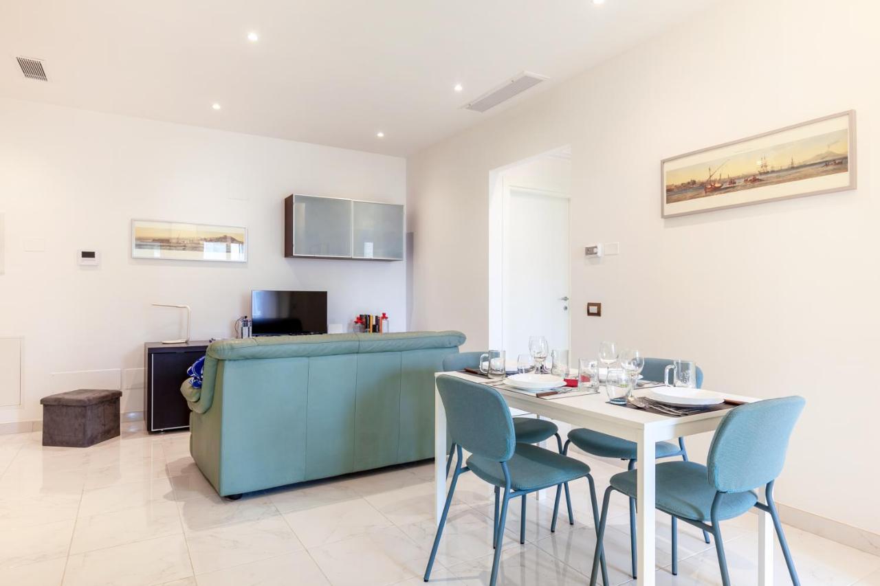 Ferienwohnung Seaside Flat With Swimming Pool And Private Parking Calambrone Exterior foto