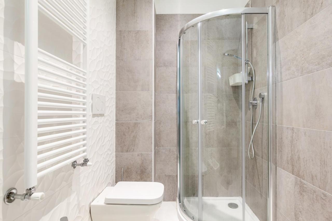 Ferienwohnung Seaside Flat With Swimming Pool And Private Parking Calambrone Exterior foto